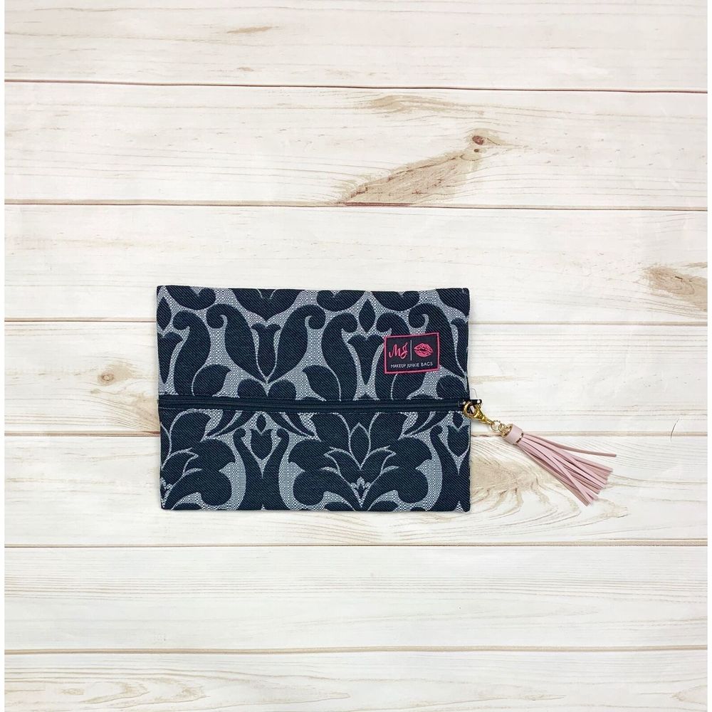 Makeup Junkie Zipper Makeup Bag Black Velvet